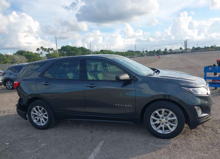 Photo 13 of 2019 Chevrolet Equinox LS (VIN 2GNAXHEV5K6231397)