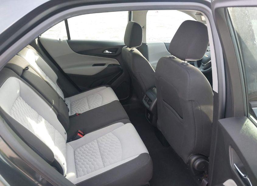 Photo 8 of 2019 Chevrolet Equinox LS (VIN 2GNAXHEV5K6231397)