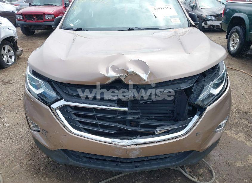 Photo 6 of 2019 Chevrolet Equinox LS (VIN 2GNAXHEV5K6294242)