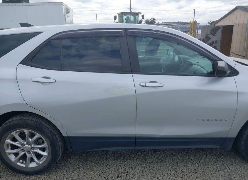 Photo 13 of 2020 Chevrolet Equinox FWD LS (VIN 2GNAXHEV5L6120673)