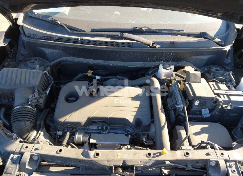 Photo 10 of 2020 Chevrolet Equinox FWD LS (VIN 2GNAXHEV5L6153902)