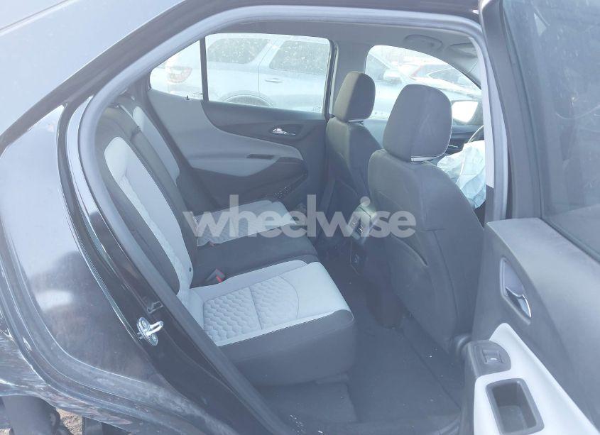Photo 8 of 2020 Chevrolet Equinox FWD LS (VIN 2GNAXHEV5L6153902)