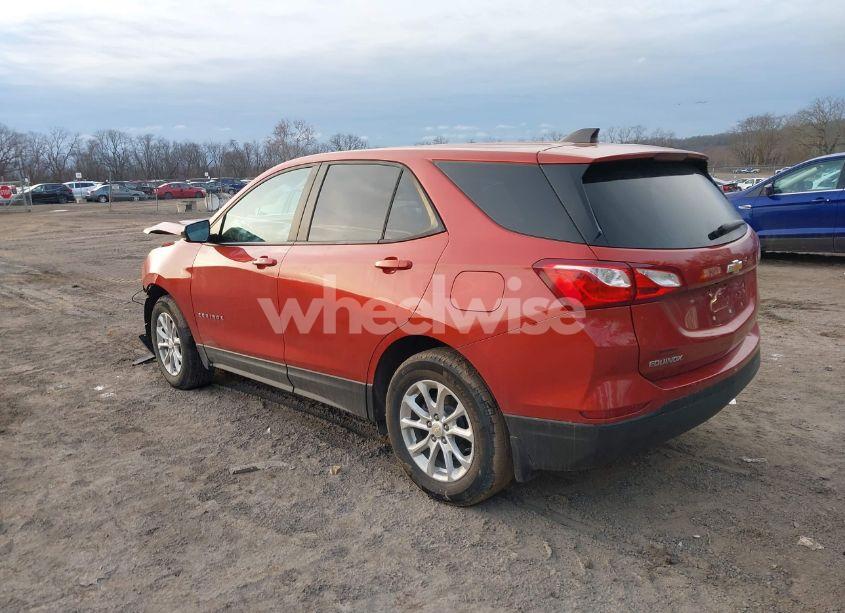 Photo 3 of 2020 Chevrolet Equinox FWD LS (VIN 2GNAXHEV5L6169520)