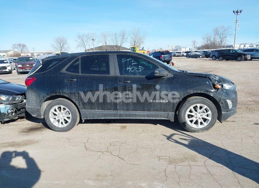 Photo 13 of 2020 Chevrolet Equinox FWD LS (VIN 2GNAXHEV5L6229411)