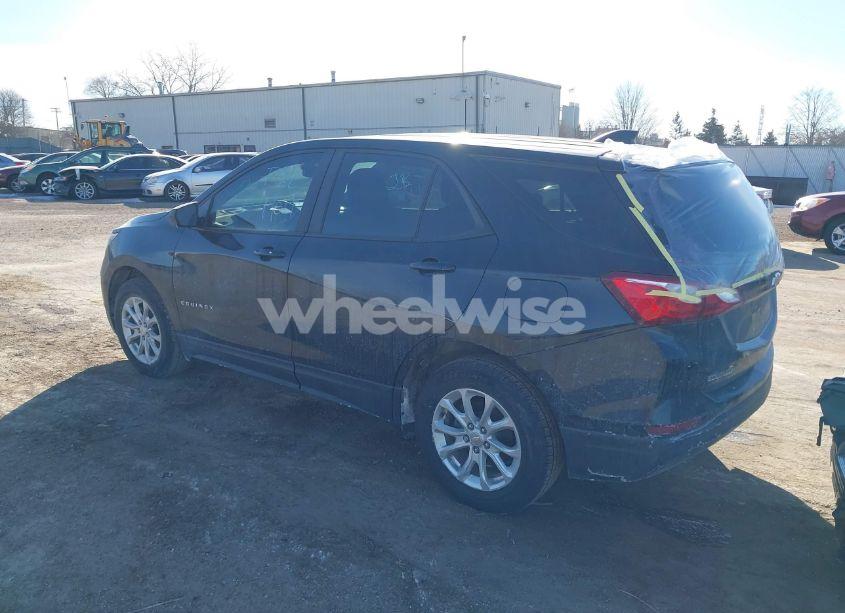 Photo 3 of 2020 Chevrolet Equinox FWD LS (VIN 2GNAXHEV5L6229411)
