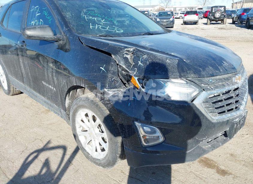 Photo 6 of 2020 Chevrolet Equinox FWD LS (VIN 2GNAXHEV5L6229411)