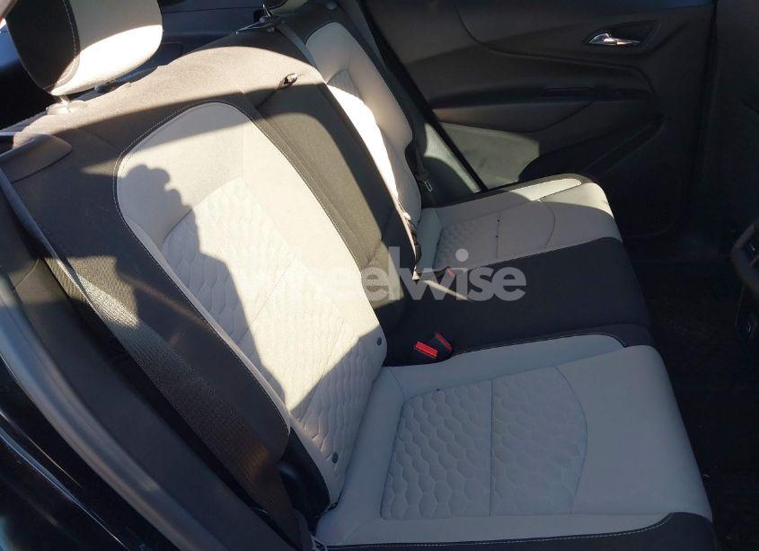 Photo 8 of 2020 Chevrolet Equinox FWD LS (VIN 2GNAXHEV5L6229411)