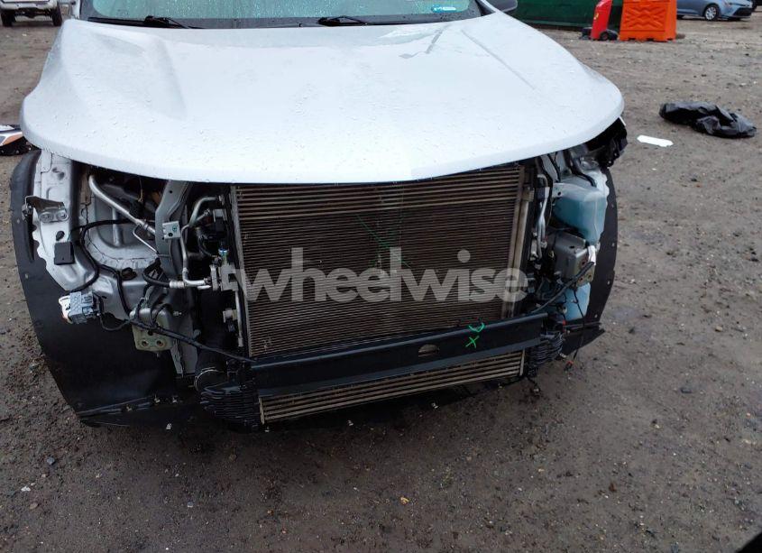 Photo 6 of 2020 Chevrolet Equinox FWD LS (VIN 2GNAXHEV5L6280231)