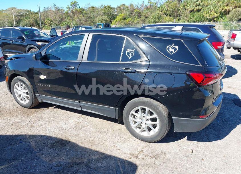 Photo 14 of 2022 Chevrolet Equinox FWD LS (VIN 2GNAXHEV5N6100068)