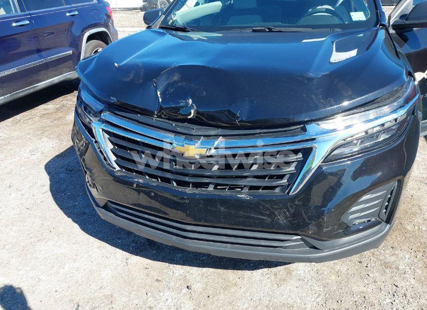 Photo 6 of 2022 Chevrolet Equinox FWD LS (VIN 2GNAXHEV5N6100068)