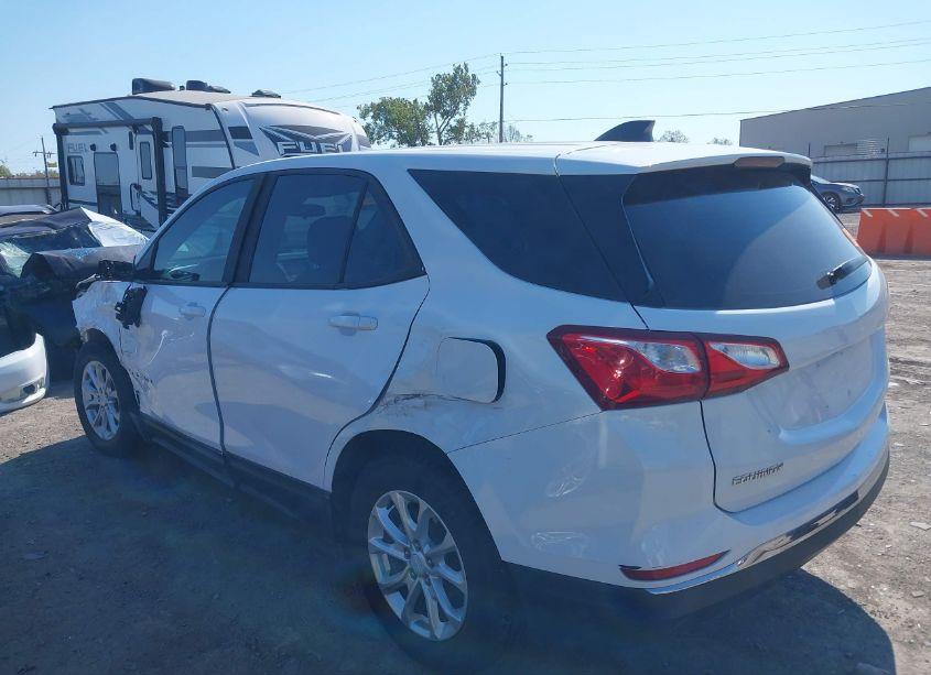 Photo 3 of 2018 Chevrolet Equinox LS (VIN 2GNAXHEV6J6116130)