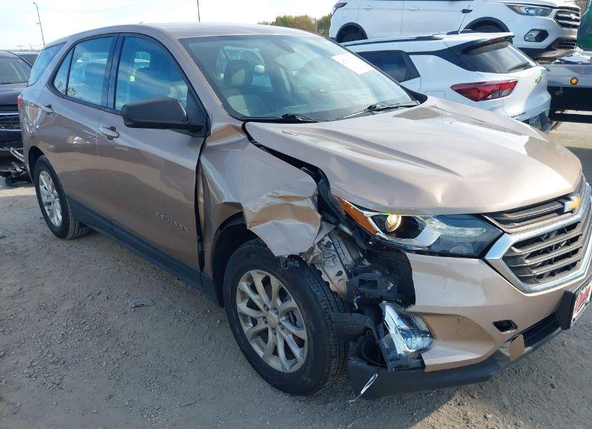 Photo 6 of 2018 Chevrolet Equinox LS (VIN 2GNAXHEV6J6199865)