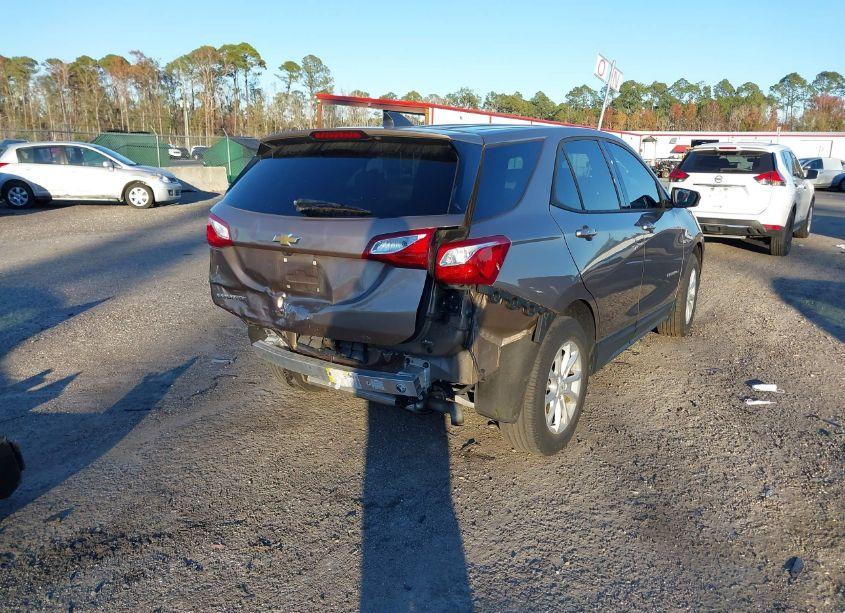 Photo 4 of 2019 Chevrolet Equinox LS (VIN 2GNAXHEV6K6225091)