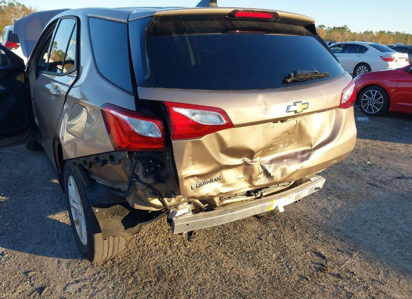 Photo 6 of 2019 Chevrolet Equinox LS (VIN 2GNAXHEV6K6225091)