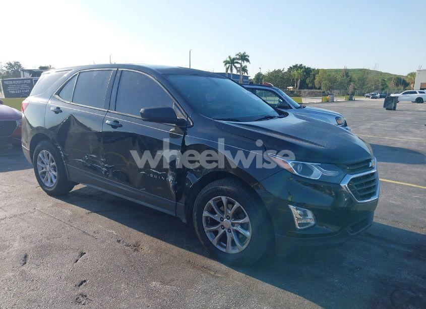 2019 Chevrolet Equinox LS (VIN 2GNAXHEV6K6229190) main photo