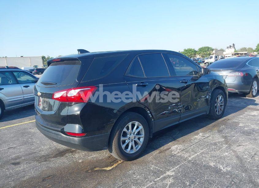 Photo 4 of 2019 Chevrolet Equinox LS (VIN 2GNAXHEV6K6229190)