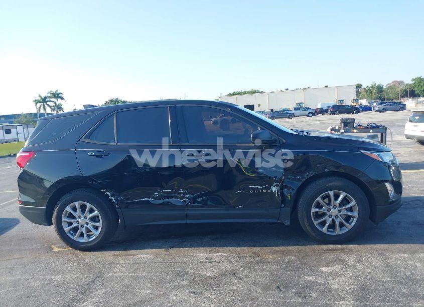 Photo 6 of 2019 Chevrolet Equinox LS (VIN 2GNAXHEV6K6229190)