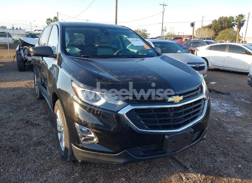 2020 Chevrolet Equinox FWD LS (VIN 2GNAXHEV6L6136350) main photo