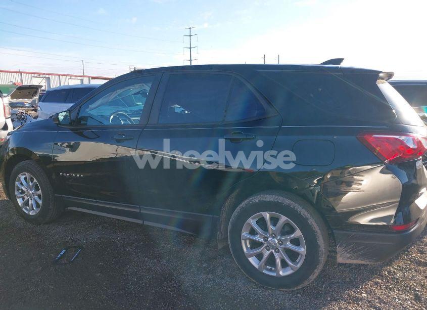 Photo 14 of 2020 Chevrolet Equinox FWD LS (VIN 2GNAXHEV6L6136350)