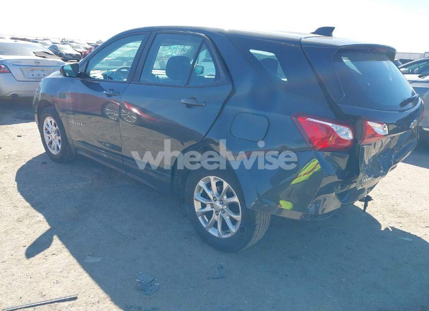 Photo 3 of 2020 Chevrolet Equinox FWD LS (VIN 2GNAXHEV6L6191283)