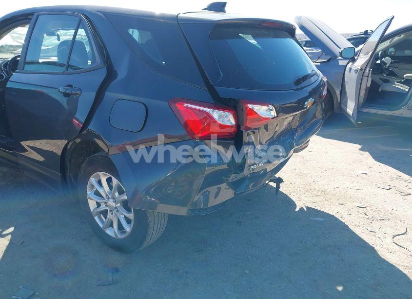 Photo 6 of 2020 Chevrolet Equinox FWD LS (VIN 2GNAXHEV6L6191283)