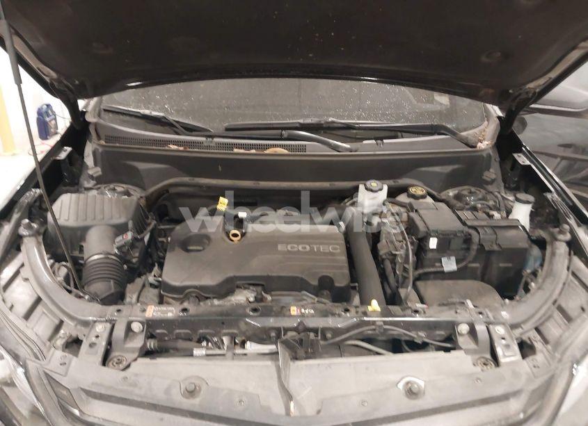 Photo 10 of 2020 Chevrolet Equinox FWD LS (VIN 2GNAXHEV6L6197617)