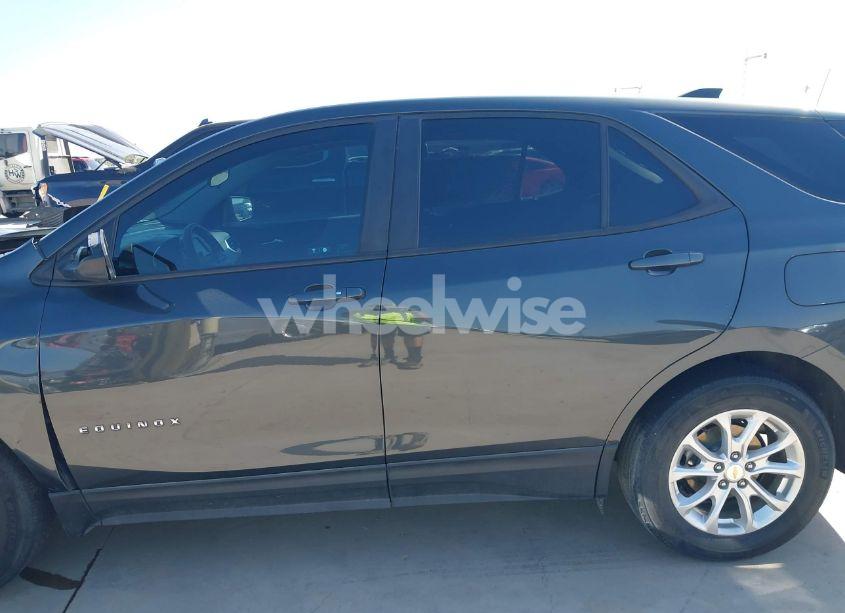 Photo 14 of 2020 Chevrolet Equinox FWD LS (VIN 2GNAXHEV6L6268217)