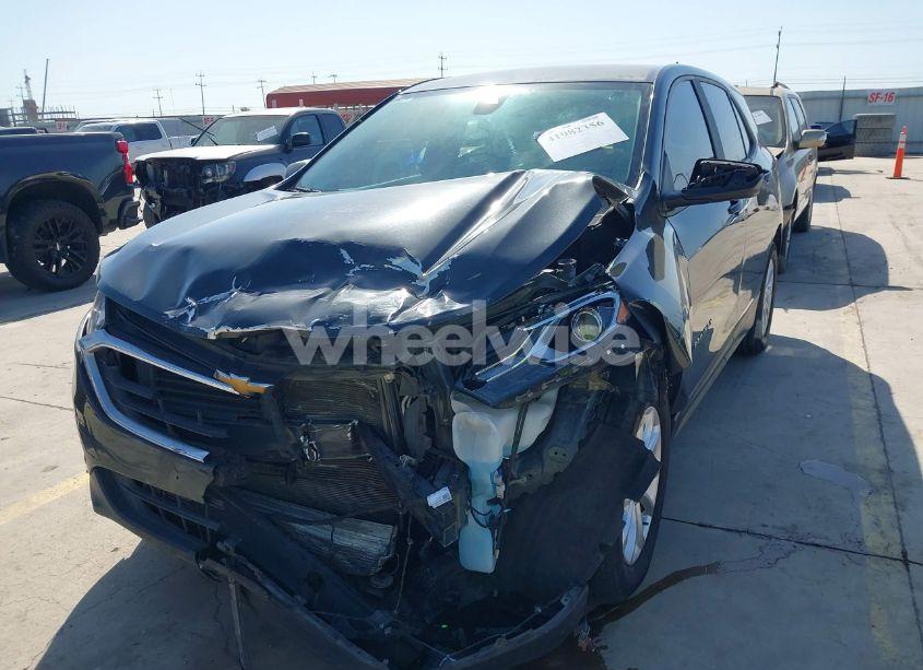 Photo 6 of 2020 Chevrolet Equinox FWD LS (VIN 2GNAXHEV6L6268217)
