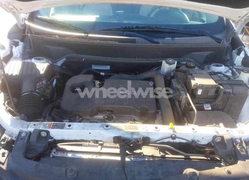 Photo 10 of 2018 Chevrolet Equinox LS (VIN 2GNAXHEV7J6272449)