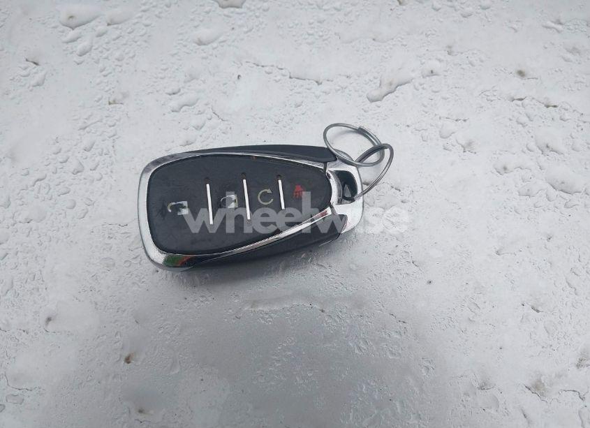 Photo 11 of 2018 Chevrolet Equinox LS (VIN 2GNAXHEV7J6336974)