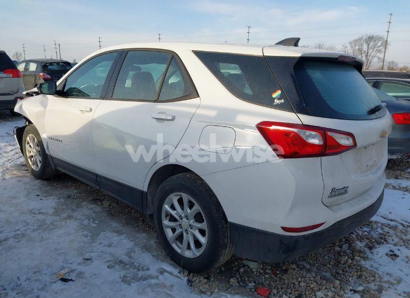 Photo 3 of 2019 Chevrolet Equinox LS (VIN 2GNAXHEV7K6176662)