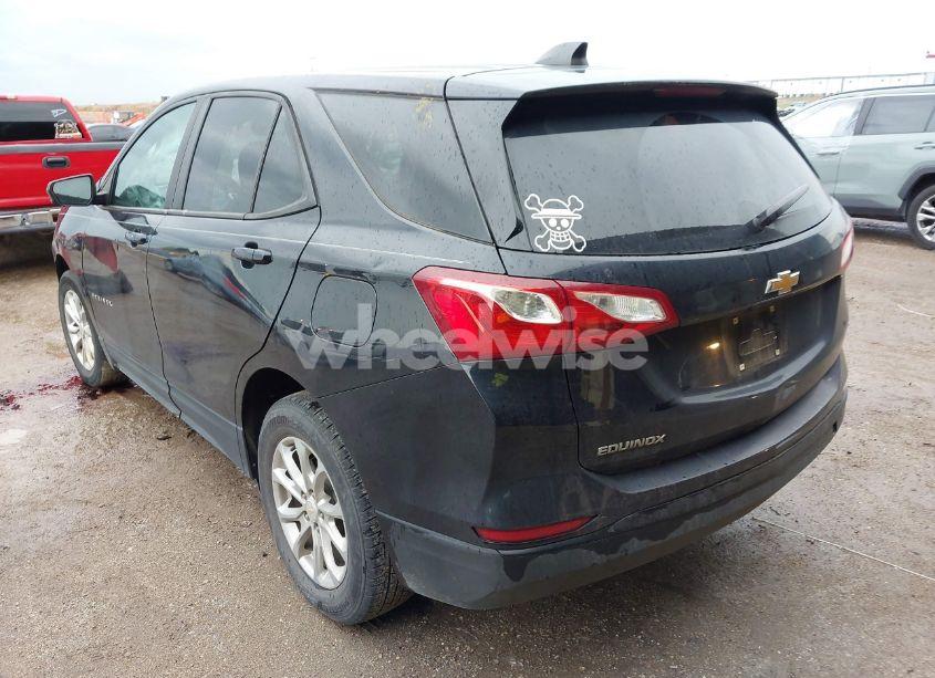 Photo 3 of 2020 Chevrolet Equinox FWD LS (VIN 2GNAXHEV7L6226963)
