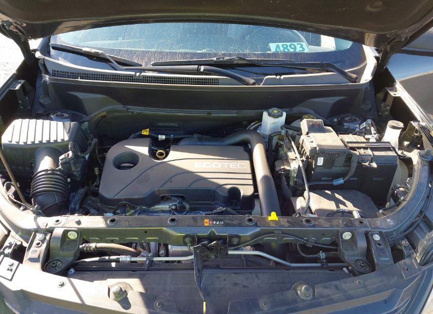 Photo 10 of 2020 Chevrolet Equinox FWD LS (VIN 2GNAXHEV7L6279937)