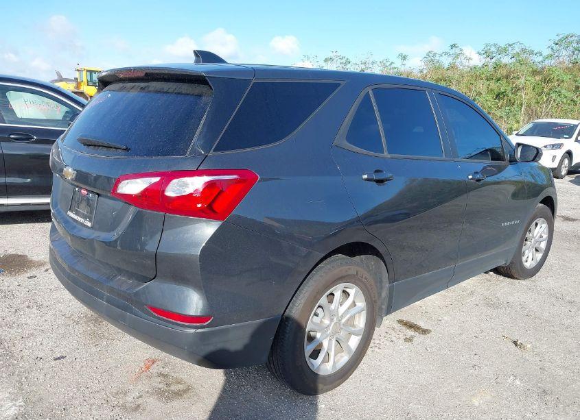 Photo 4 of 2020 Chevrolet Equinox FWD LS (VIN 2GNAXHEV7L6279937)