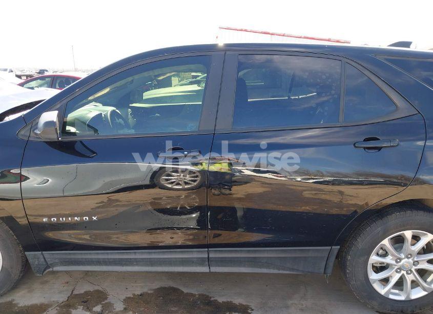 Photo 14 of 2021 Chevrolet Equinox FWD LS (VIN 2GNAXHEV7M6113533)