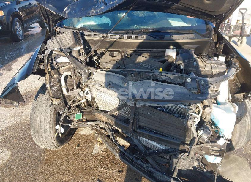 Photo 10 of 2021 Chevrolet Equinox FWD LS (VIN 2GNAXHEV7M6132924)