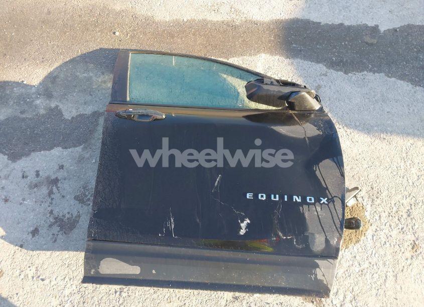 Photo 11 of 2021 Chevrolet Equinox FWD LS (VIN 2GNAXHEV7M6132924)