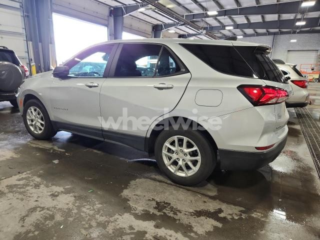 Photo 10 of 2022 CHEVROLET EQUINOX LS (VIN 2GNAXHEV7N6120189)