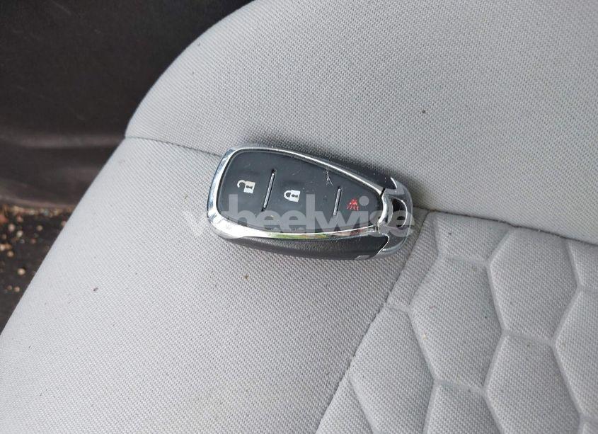 Photo 11 of 2018 Chevrolet Equinox LS (VIN 2GNAXHEV8J6131387)