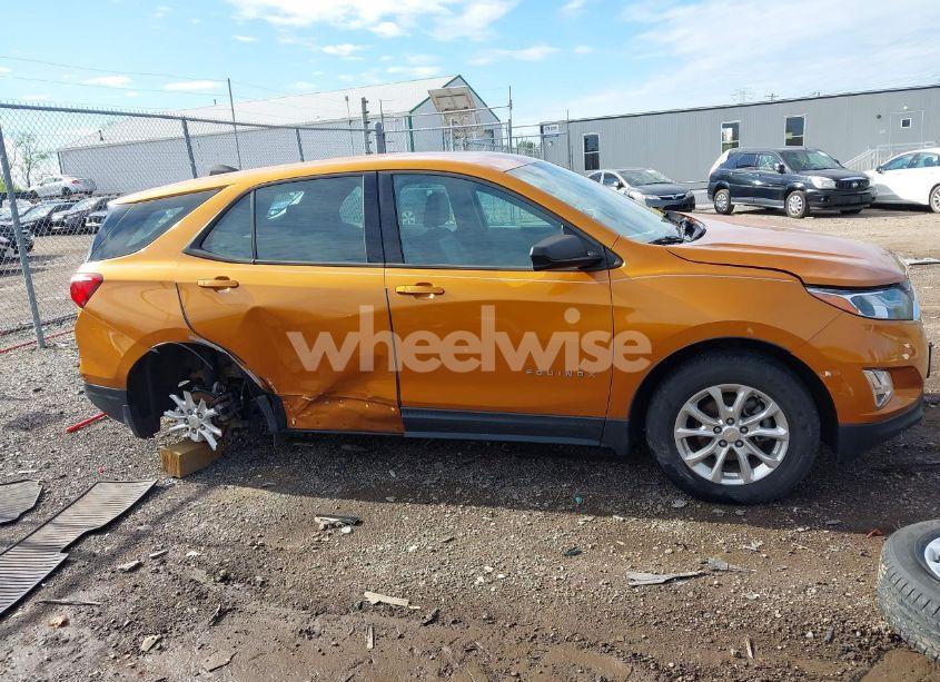 Photo 14 of 2018 Chevrolet Equinox LS (VIN 2GNAXHEV8J6131387)