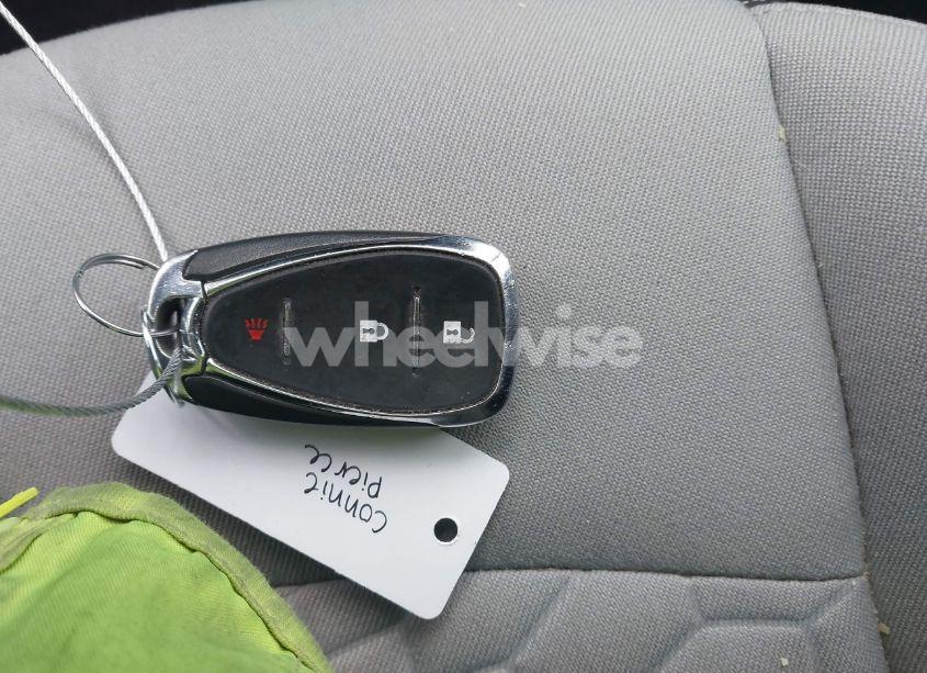 Photo 11 of 2018 Chevrolet Equinox LS (VIN 2GNAXHEV8J6205875)