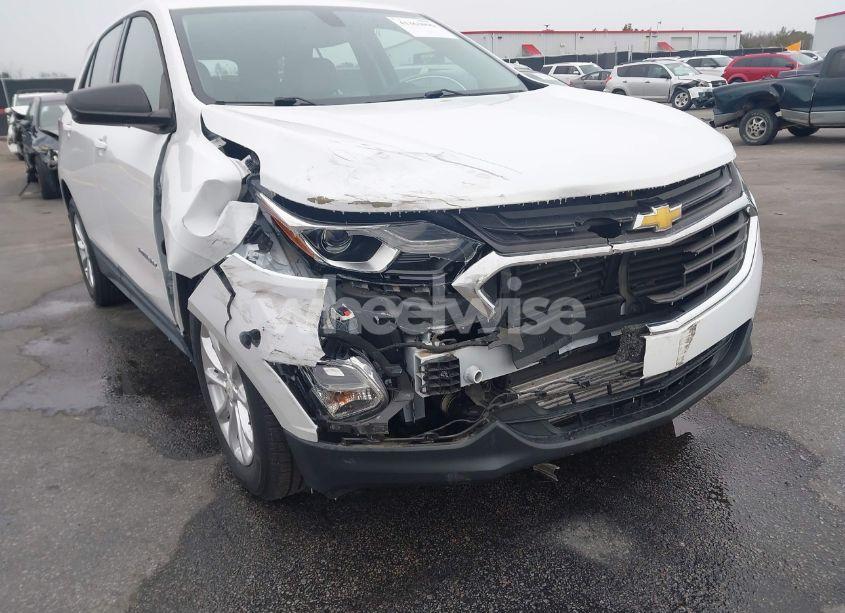 Photo 6 of 2018 Chevrolet Equinox LS (VIN 2GNAXHEV8J6205875)