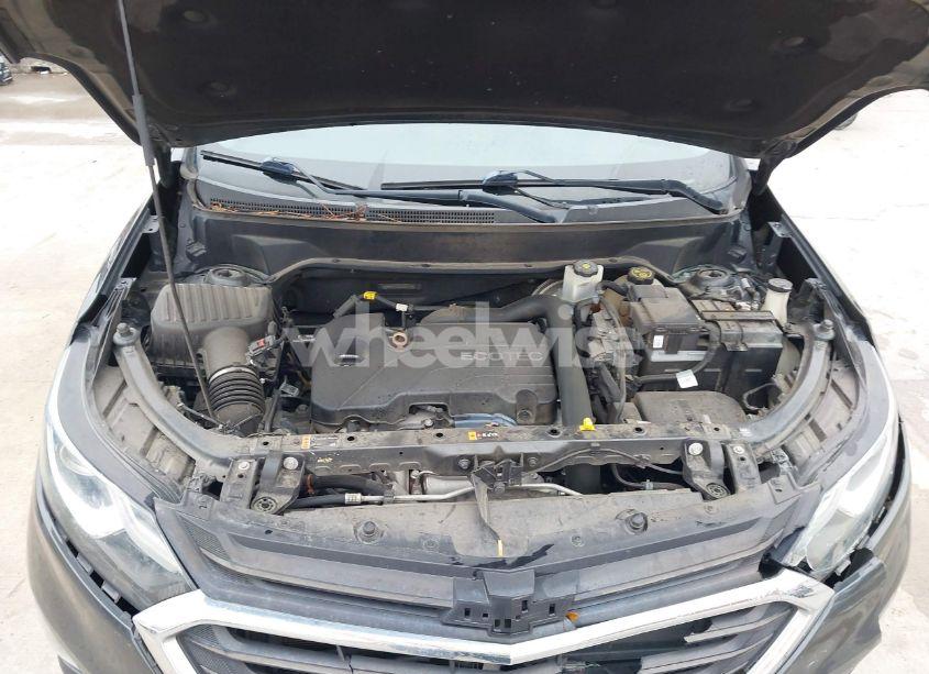 Photo 10 of 2018 Chevrolet Equinox LS (VIN 2GNAXHEV8J6303448)