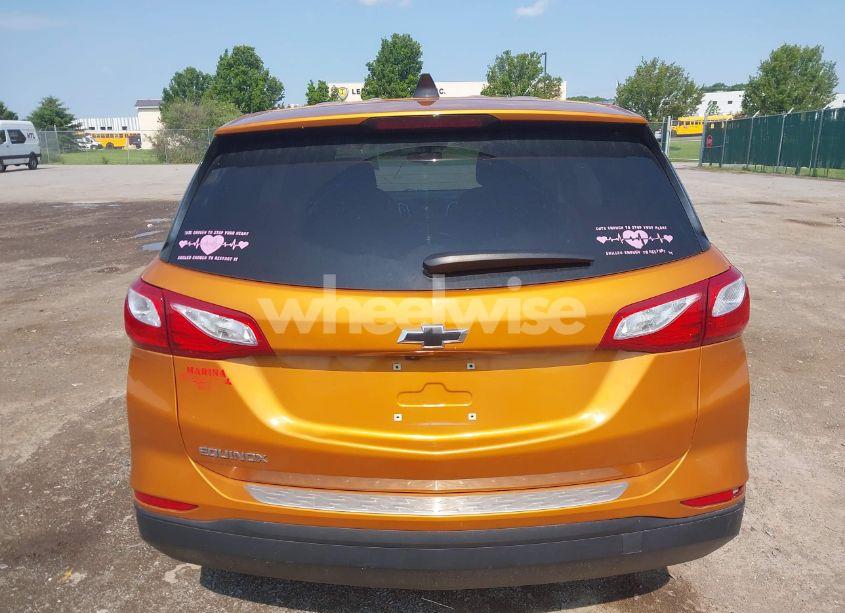 Photo 16 of 2019 Chevrolet Equinox LS (VIN 2GNAXHEV8K6155965)