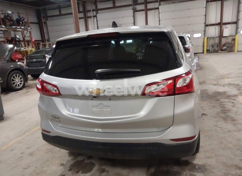 Photo 16 of 2020 Chevrolet Equinox FWD LS (VIN 2GNAXHEV8L6123485)