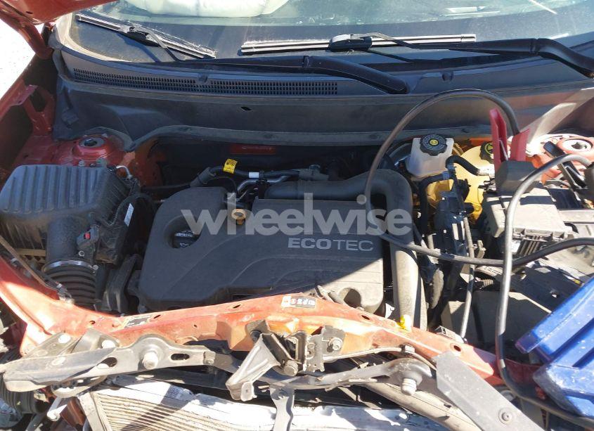 Photo 10 of 2020 Chevrolet Equinox FWD LS (VIN 2GNAXHEV8L6209377)