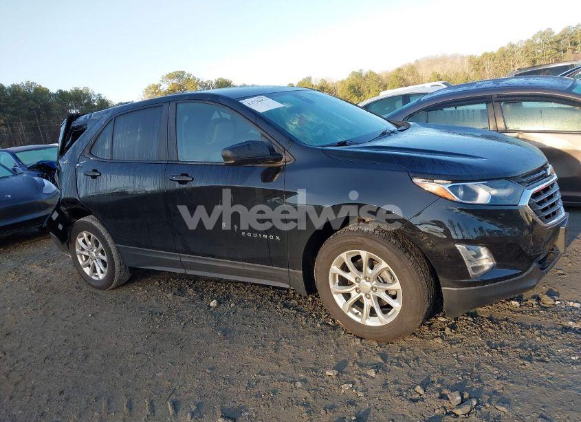 Photo 13 of 2020 Chevrolet Equinox FWD LS (VIN 2GNAXHEV8L6256778)