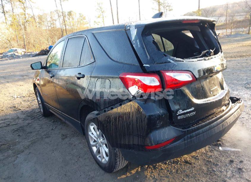 Photo 3 of 2020 Chevrolet Equinox FWD LS (VIN 2GNAXHEV8L6256778)