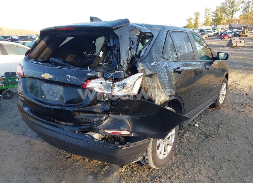 Photo 4 of 2020 Chevrolet Equinox FWD LS (VIN 2GNAXHEV8L6256778)