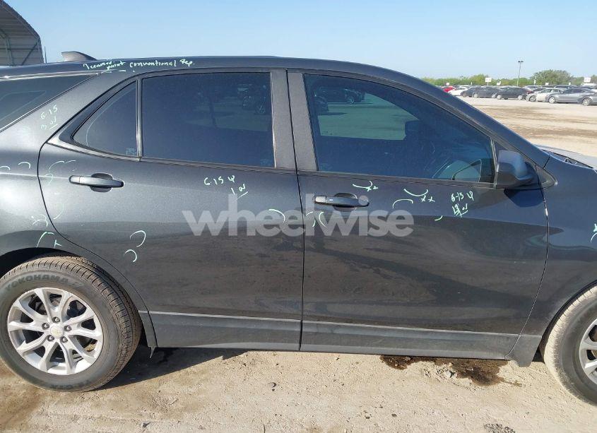 Photo 13 of 2021 Chevrolet Equinox FWD LS (VIN 2GNAXHEV8M6145892)